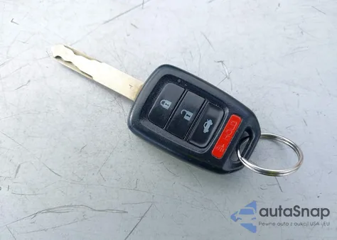 2015 Honda Civic Lx z USA, uszkodzony, nr VIN 2HGFB2F59FH557613